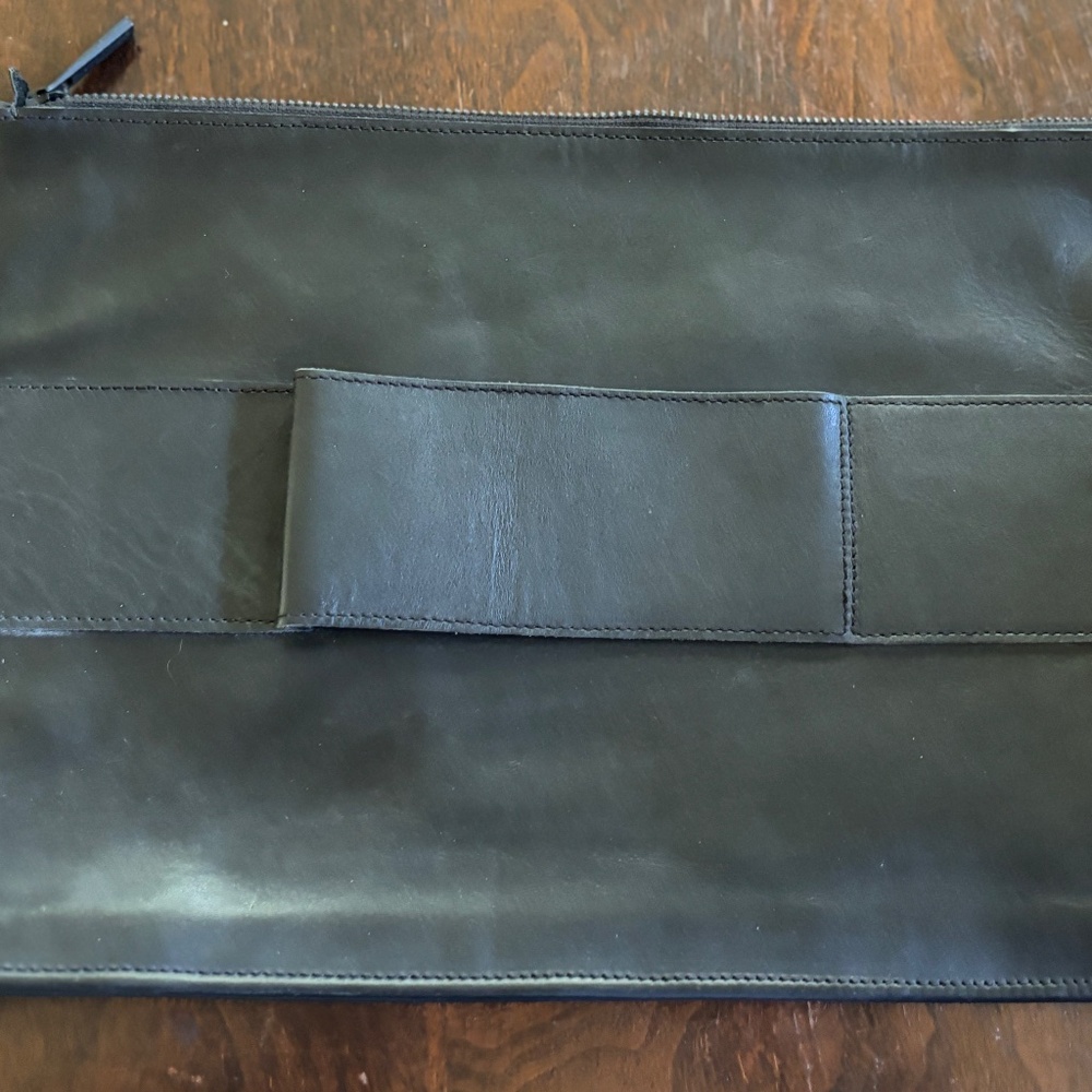 BLACK LEATHER LAPTOP ZIPPERED ENVELOPE/SLEEVE/CLUTCH - FITS 13" LAPTOP - NWOT - Picture 5 of 13